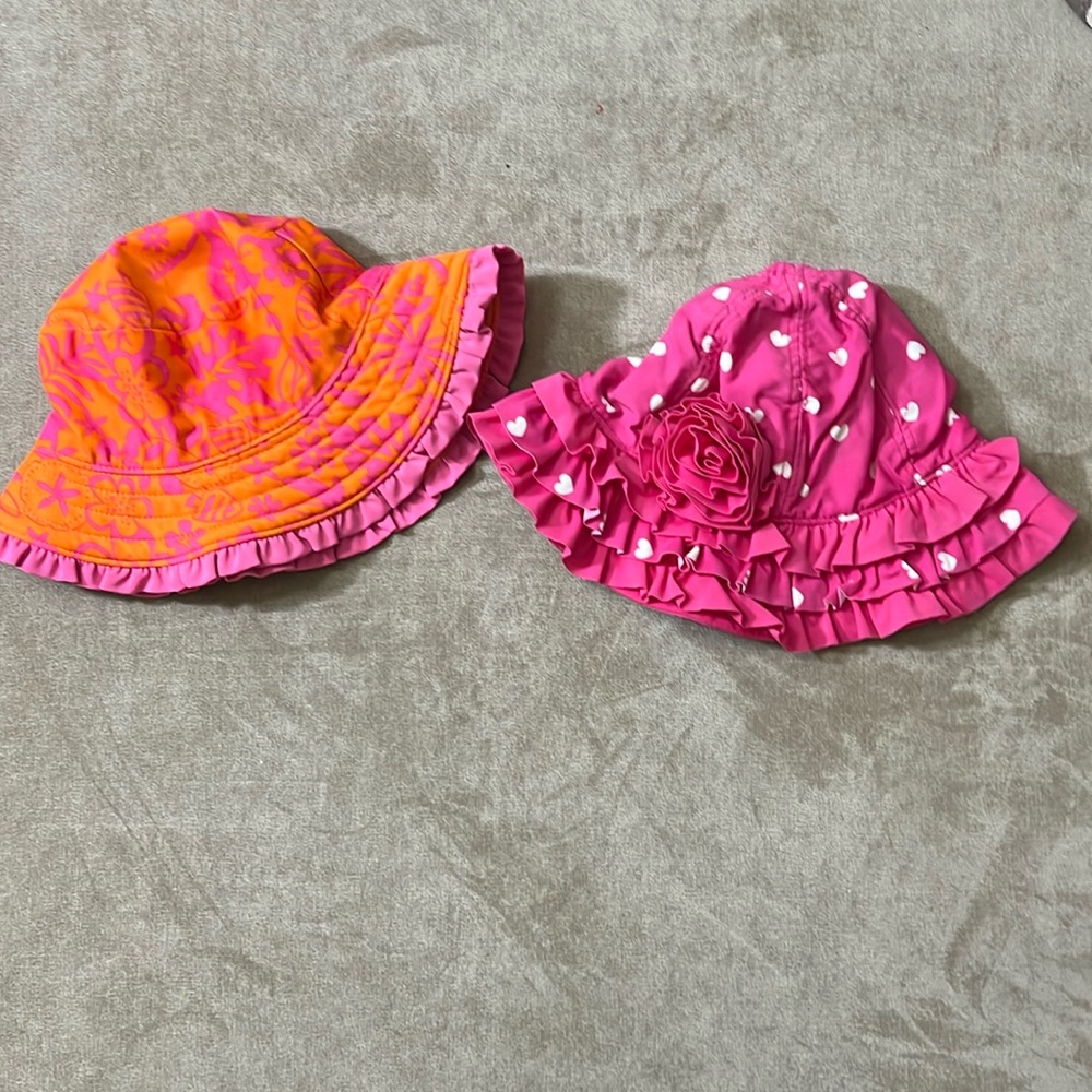 Swim hats Size 4T